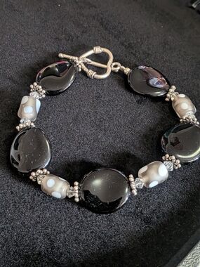 Handcrafted Black Glass & Gray Dot Glass Bead Bracelet
